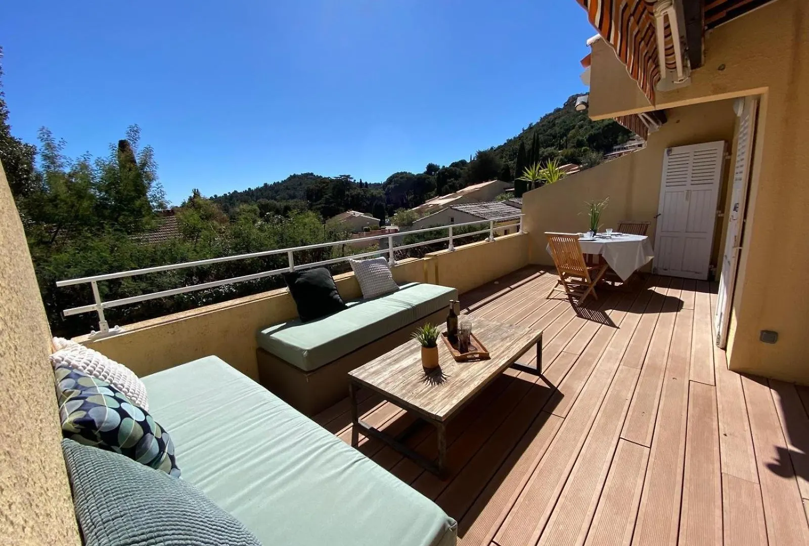 Mazet/ Appartement Le Lavandou location